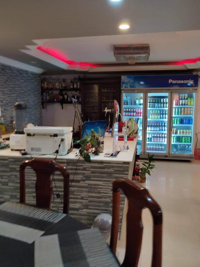 Le Barang Steakhouse & Guesthouse Сиануквиль Экстерьер фото