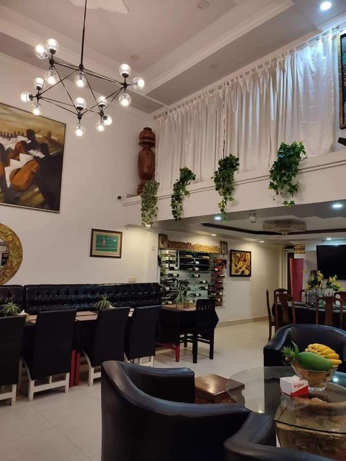 Le Barang Steakhouse & Guesthouse Сиануквиль Экстерьер фото