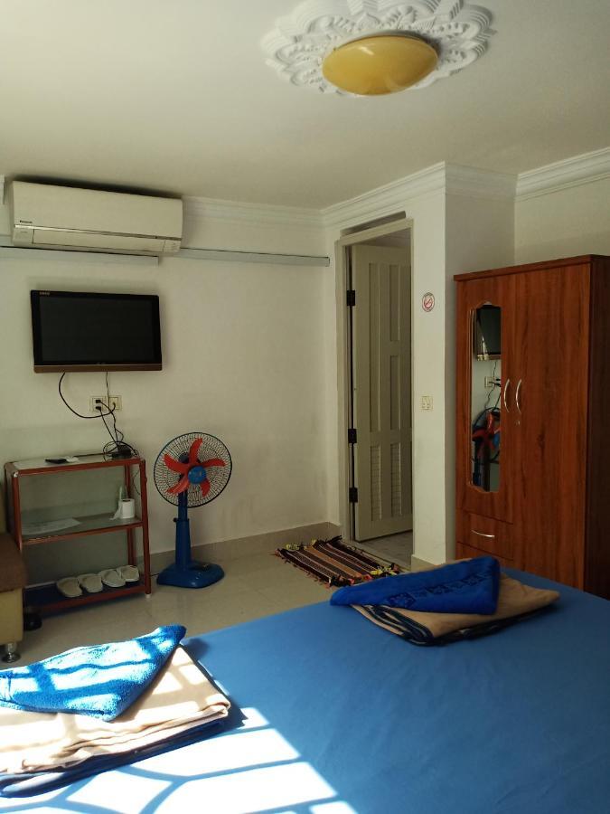 Le Barang Steakhouse & Guesthouse Сиануквиль Экстерьер фото